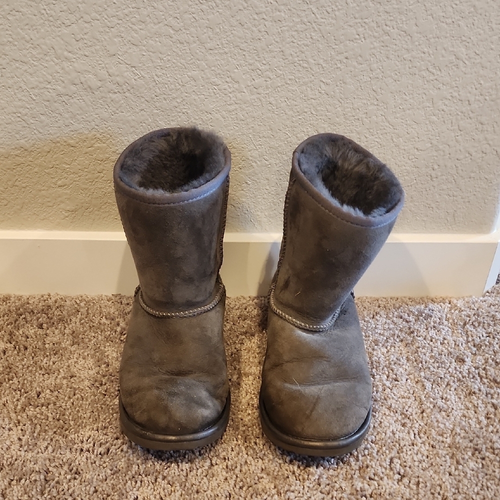 Kids Gray Boots